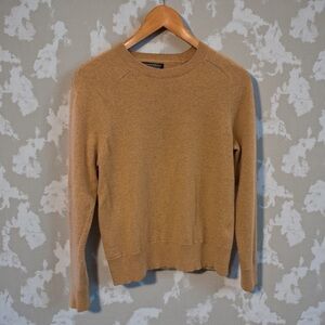 BANANA REPUBLIC ITALIAN MERINO BLEND CAMEL SWEATER SIZE M